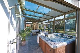 Une Veranda Avec Spa Veranda Bioclimatique Amenagement Veranda Idees Veranda