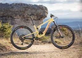 To learn more about cookies, click on cookie policy. Im Test Santa Cruz Hightower S Carbon C 29 Modelljahr 2020 Mountainbike Magazin De