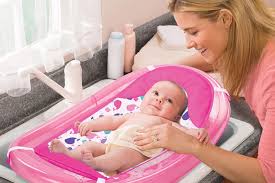 Bathing your baby is an experience many parents treasure. Baby Care Week By Week Baby Bath Moments
