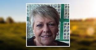 Sandy Burden's Instagram, Twitter & Facebook