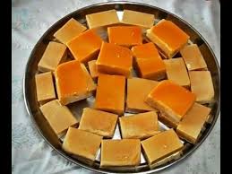 لا ترمى زيت القلي بعد اليوم تعلم طريقة تحضير صابون منزلى بنفسك Savon A La Maison Tunisian Cuisine Youtube Food Soap Sweet Potato