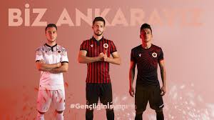 Gençlerbirliği'nin genç oyuncusu berat özdemir'e i̇stanbul kulüplerinin yanı sıra trabzonspor'un da talip. Genclerbirligi Spor Kulubu Community Facebook