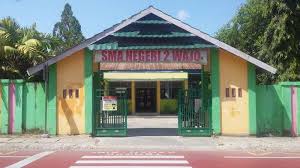 Smp negeri 1 baturraden, menjadi sekolah adiwiyata nasional dan juara i lomba sekolah sehat tingkat kabupaten banyumas. Tekan Sampah Plastik Di Lingkungan Sekolah Ini Yang Dilakukan Sekolah Peraih Adiwiyata Mandiri 2017 Tribun Timur