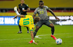 Con motivo de aniversario 93 de su natalicio, el partido comunista del ecuador, la jce y organizaciones sociales rindieron justo. Probable Alineacion De Ecuador Para Recibir A Peru Por Las Eliminatorias Sudamericanas Futbol Deportes El Universo