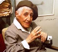 Leah Abramowitz's Instagram, Twitter & Facebook