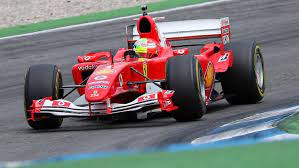 Scuderia ferrari would like to invest in the career of mick schumacher. Fahrt Im Ferrari Seines Vaters Mick Schumacher Dreht Die Zeit Zuruck N Tv De
