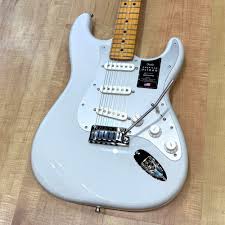 Fender American Ultra II Stratocaster Electric Guitar Avalanche White —  Andy Babiuk's Fab Gear