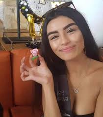 Brianna Rawlings's Instagram, Twitter & Facebook