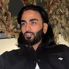 Brian Courtright's Instagram, Twitter & Facebook