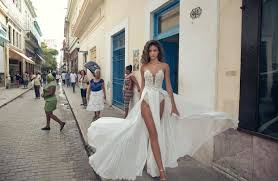 Una guida veloce sulle dimensioni delle immagini facebook. Kartika Sposa Photos Facebook