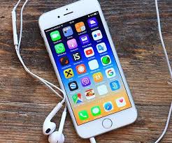 4 Apps Apple Employees Say Make Your Iphone Run So Slowly Iphone Life Iphone Iphone Storage