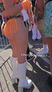 Candid Rave Booty 389 - ThisVid.com