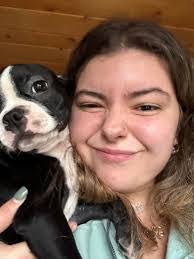 Aimee Moreno's Instagram, Twitter & Facebook