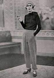 Nella moda donna anni '30 '50 '70. Pin Di Ilenia Nevo Su Tomboy Moda Anni 30 Moda Anni 10 Moda Anni 20