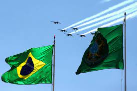 Bolsonaro fala em contragolpe e chama apoiadores para manifestação em 7 de setembro. Ministerio Da Defesa Diz Que Nao Havera Desfile De 7 De Setembro Prisma R7 R7 Planalto