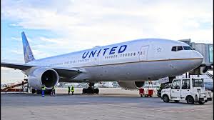 United airlines 777 suffers major engine failure. United Economy Class Experience Boeing 777 757 Newark Lima San Francisco Youtube