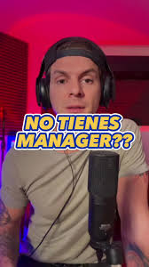 Todos queremos un manager que nos resuelva nuestras carreras artísticas. Lo  mas sano es que conozcas y trabajes tu proyecto para llevarlo al nivel en  donde un manager va a tener con que trabajar.