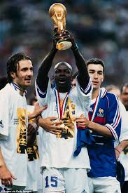 Invité de téléfoot ce dimanche sur tf1, marcus thuram est revenu sur son crachat au visage de stefan posch. Marcus Thuram Son Of World Cup Winner Lilian Handed First Call Up To Senior France National Team Daily Mail Online