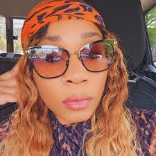 Mandy Goetz's Instagram, Twitter & Facebook