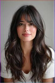 Lizette Benavides's Instagram, Twitter & Facebook