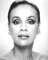 Fashion Flashback: Marilyn McCoo