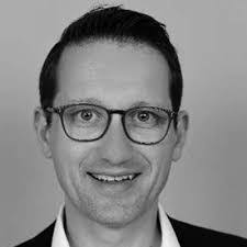 Felicia Hamm's Instagram, Twitter & Facebook