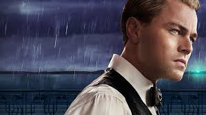 Mann in Schwarz-Weiß-Hemd HD Desktop-Hintergründe