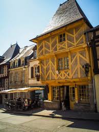 Visiter Broceliande En Bretagne Une Terre De Legendes Et D Histoire Foret De Broceliande Broceliande Bretagne
