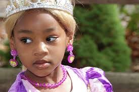 Paula Gallo's Instagram, Twitter & Facebook