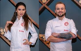 In the uk, it is produced by the bbc.the show initially ran from 1990 to 2001 and was revived in 2005 as masterchef goes large. Master Shef 8 Smotret 33 Vypusk Onlajn Ot 18 12 2018 Korrespondent Net