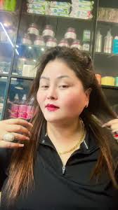 Nima lama y Muskan Beauty Salon: Una experiencia única