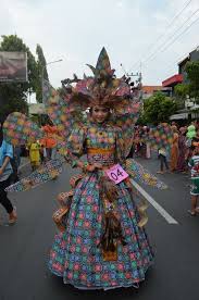 Maybe you would like to learn more about one of these? Model Baju Karnaval