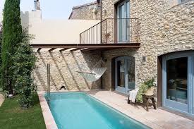 Una Casa De Piedra De 1873 En 2020 Casa De Piedra Casas Vistas