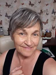 Samira Masood looks ravishing in these Ather Shahzad's Party Makeup.