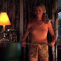 Julianne moore on mark wahlberg's 'boogie nights' diss | wwhl. Popular Gifs Page 40992 Wifflegif