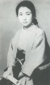 1952年 昭和27年 池内淳子 高校卒業時 日本橋三越に就職 美貌が話題となり芸能界へ 映画 テレビドラマの女王的存在に フジテレビ 日日の背信 1960年 の大ヒットでよろめきドラマを根付かせた 昭和 女優 美貌 映画