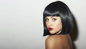 Corti o lunghi, medi, con riflessi o … Capelli Neri Tagli Colori Acconciature E Tutto Cio Che C E Da Sapere