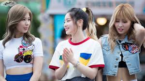 Add interesting content and earn coins. Hirai Momo Hd Wallpaper Asiachan Kpop Jpop Image Board