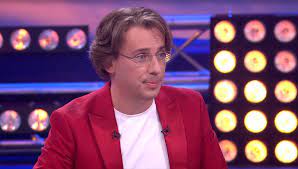 Шоумен снял семилетних лизу и гарри в подмосковном замке. Zritelej Vozmutilo Gruboe Povedenie Maksima Galkina V Vypuske Segodnya Vecherom 53 Novosti