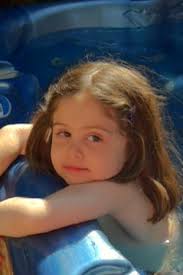 New Zealand woman travels to Canada to give half-sister, 3, part of liver  for life-saving operation