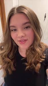 Nadia Whitten's Instagram, Twitter & Facebook