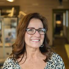 Isaac Macias (@isaachasacamera) • Instagram photos and videos