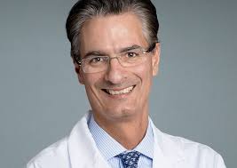 En New York el Doctor Luis Fernando Ángel, un colombiano que lucha contra  el COVID-19