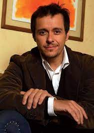 Update information for álvaro morales ». Alvaro Morales Alvaro Morales Added 7 New Photos To The Facebook
