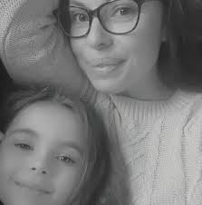 Good morning, looking for someone local who cleans sofas. Needs a deep  clean any recommendations please