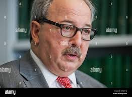 Jonathan Greenhill's Instagram, Twitter & Facebook