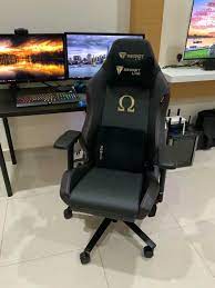 Omega chair is engineered to be the ultimate modern reclining computer chair —fully ergonomic, intuitive to use, comfortable— all combined into a stunning design to cater to any user who spends long hours seated. Secretlab Omega 2020 Gaming Chair Review Techz Reviews