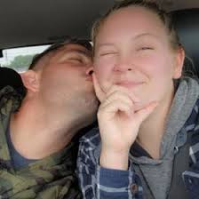 Chelsea Breeden's Instagram, Twitter & Facebook