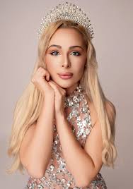 I really enjoyed doing a fitness shoot in studio and at the local gym with Skylar  Parker and glamour editorial pageant session for Christina Kapusty. Please  see some of my favorite work