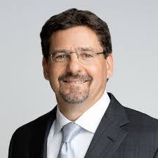 Karen Leggett's Instagram, Twitter & Facebook